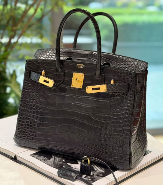 Bypassing the Boutique Bottleneck: How Elite Collectors Source Rare Luxury Handbags Without the Wait