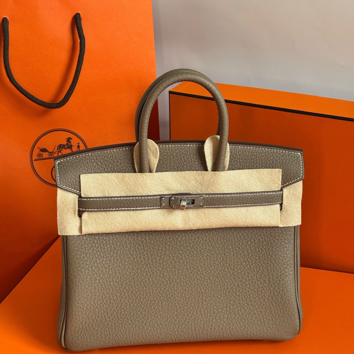 Hermès Birkin 25 Étoupe Togo PHW